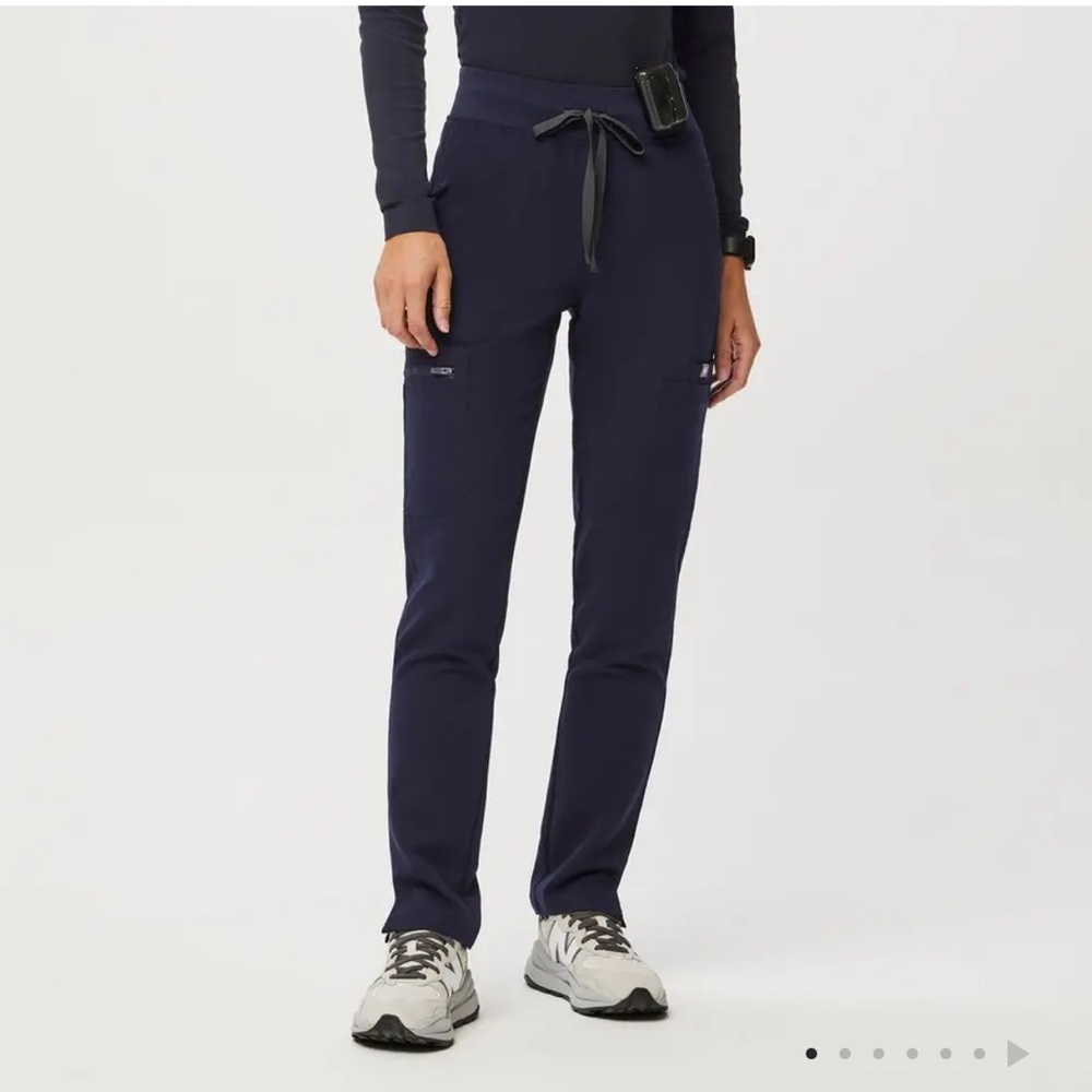 Figs Yola Skinny Scrub Pants, size small